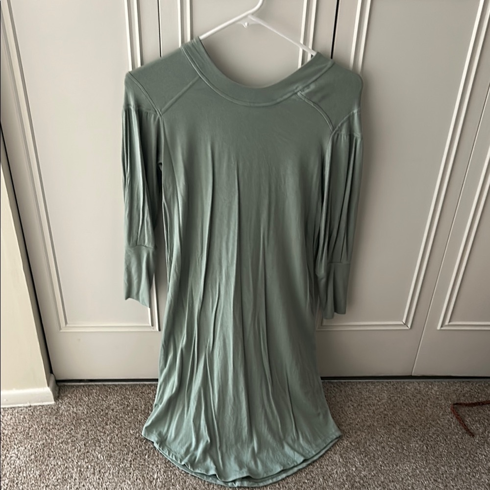 Elegant Long Sleeve Green Dress